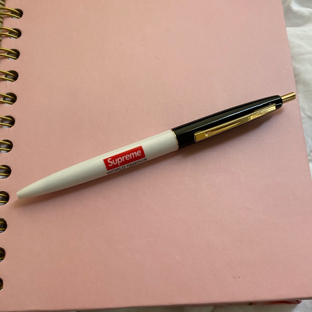 Supreme pen vintage